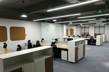 開(kāi)放式辦公桌案例