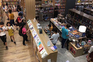 圖書(shū)館展示柜定制案例